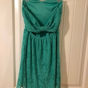 Small turquoise dress